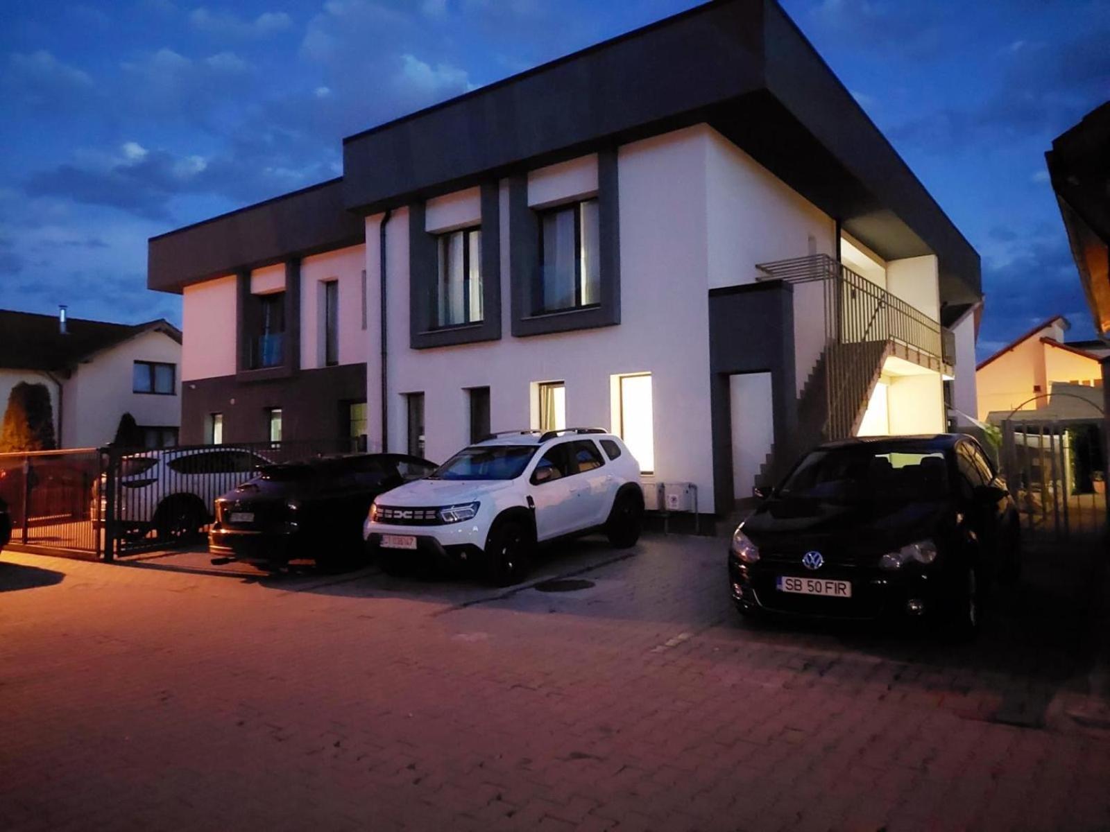 New House Sibiu Hotel Eksteriør billede